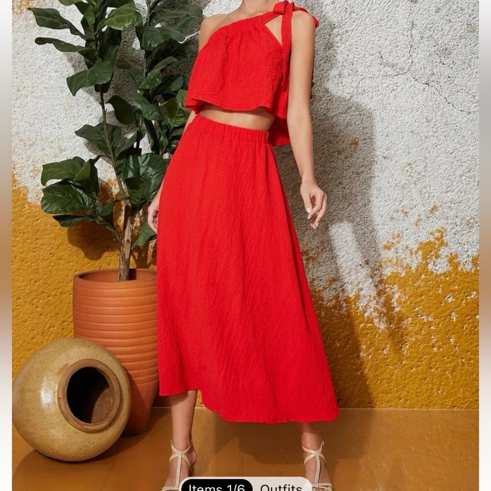 Red one shoulder solid knot top and skirt set
